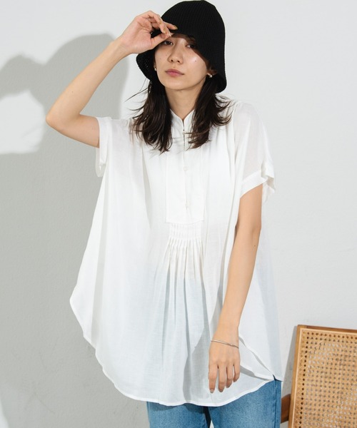 Auntie Rosa Holiday(アンティローザホリデー)の「リネンピンタックフレンチスリーブブラウス(シャツ/ブラウス・レディース・ブラック/オフホワイト/ブルー/イエロー/オレンジ/グリーン・FREE)」の2枚目の写真