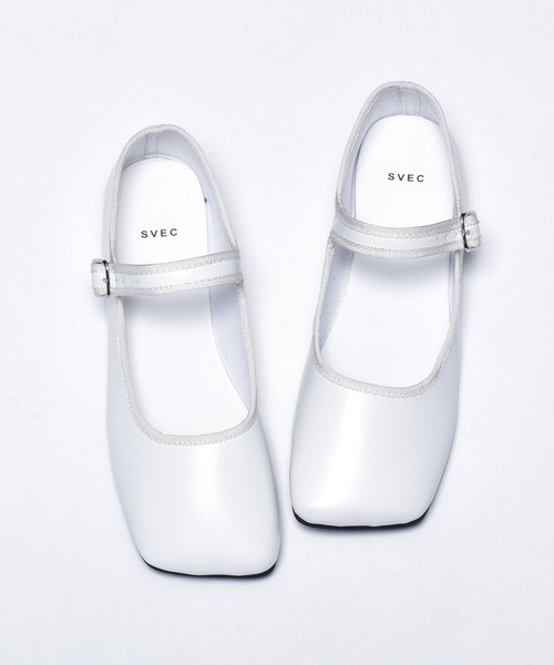 SVEC（シュベック）の「ワイド スクエアトゥ カンフーシューズ /（バレエシューズ・レディース・ホワイト/ブラック/モカ/ブラック系その他・38/39/35/36/37）」の5枚目の写真