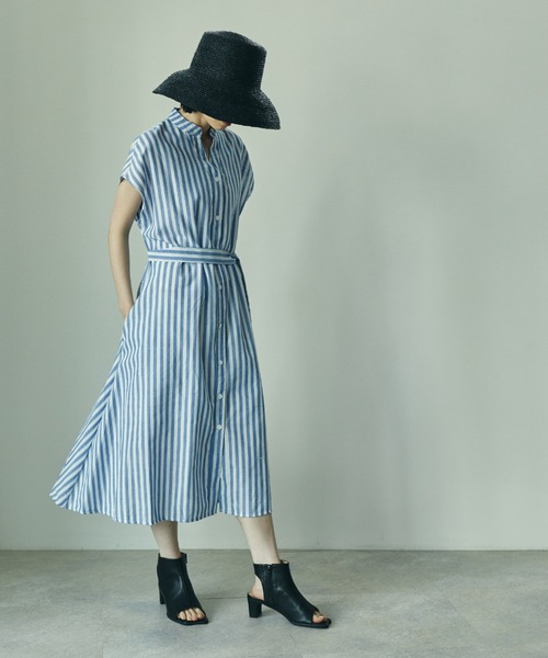 ECRIRE（エクリール）の「ストライプシャツワンピース（シャツワンピース・レディース・ブラック/ベージュ/ブルー・フリー）」の11枚目の写真