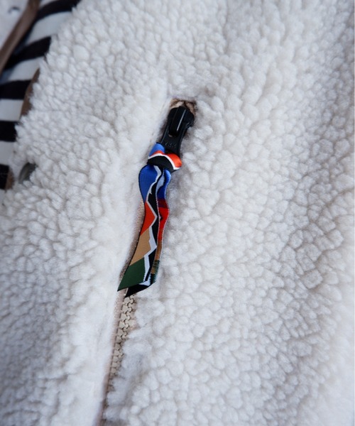 MANASTASH（マナスタッシュ）の「MANASTASH/マナスタッシュ　W's REVERSIBLE JKT　ウィメンズ　リバーシブル　ジャケット　ボア（ブルゾン・レディース・ブラック/ナチュラル・MEDIUM）」の10枚目の写真