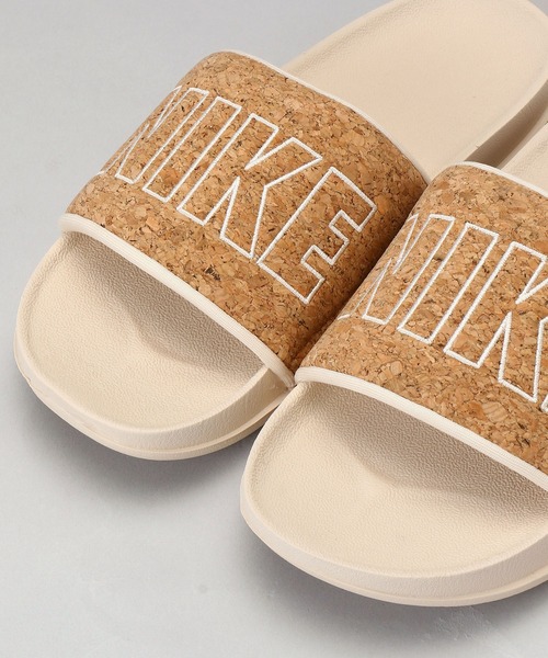 PUBLUX（パブリュクス）の「【NIKE/ナイキ】OFFCOURT SLIDE SE オフコートスライドサンダルSE/CT0623-200（サンダル・メンズ・ホワイト・24.0cm/25.0cm/26.0cm/27.0cm/28.0cm）」の2枚目の写真