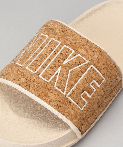 PUBLUX（パブリュクス）の「【NIKE/ナイキ】OFFCOURT SLIDE SE オフコートスライドサンダルSE/CT0623-200（サンダル・メンズ・ホワイト・24.0cm/25.0cm/26.0cm/27.0cm/28.0cm）」の9枚目の写真