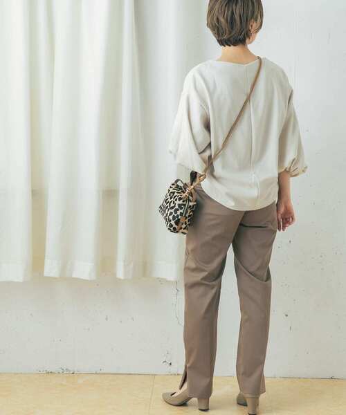 URBAN RESEARCH ROSSO WOMEN(アーバンリサーチ ロッソ)の「サイドジップスリットパンツ(その他パンツ・レディース・ブラック/モカ・38/36)」の6枚目の写真