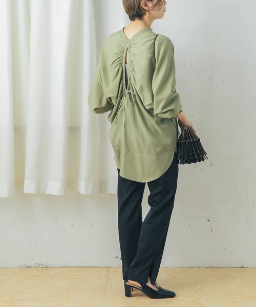 URBAN RESEARCH ROSSO WOMEN(アーバンリサーチ ロッソ)の「サイドジップスリットパンツ(その他パンツ・レディース・ブラック/モカ・38/36)」の10枚目の写真