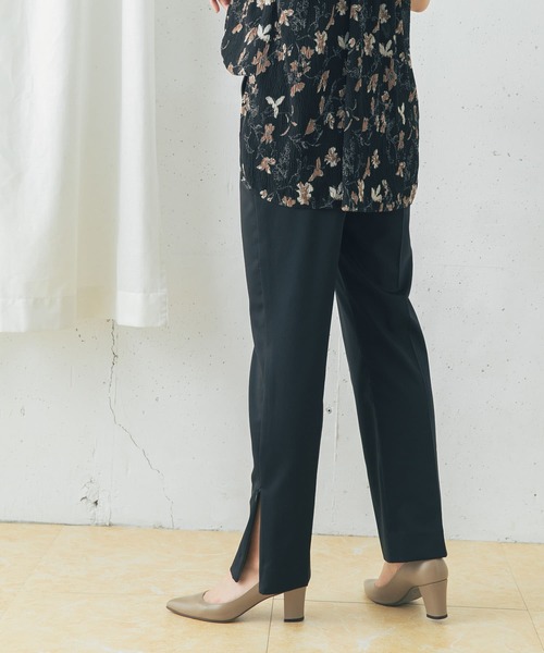 URBAN RESEARCH ROSSO WOMEN(アーバンリサーチ ロッソ)の「サイドジップスリットパンツ(その他パンツ・レディース・ブラック/モカ・38/36)」の12枚目の写真