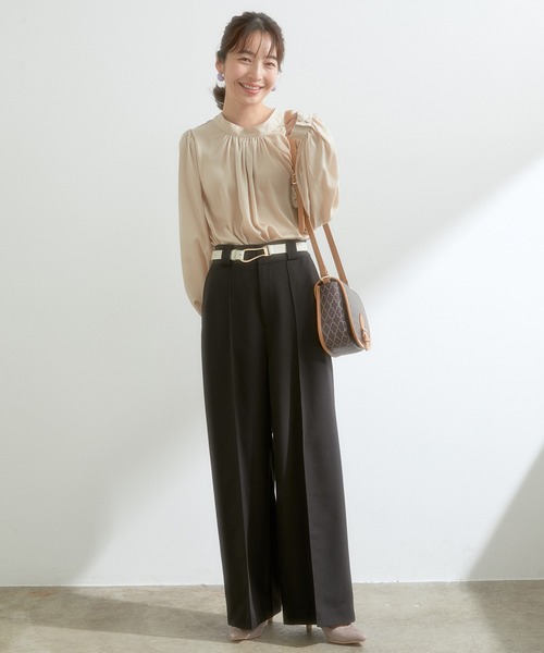 VIS（ビス）の「【前後2WAY】サテンとろみギャザーブラウス（シャツ/ブラウス・レディース・ブラック/ベージュ/オフホワイト/パープル系その他・FREE）」の18枚目の写真