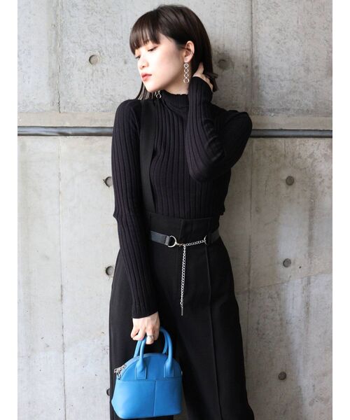 MURUA（ムルーア）の「ワンショルダーワイドパンツ（スラックス・レディース・ブラック/ブルー/アイボリー/モカ・1/2）」の12枚目の写真