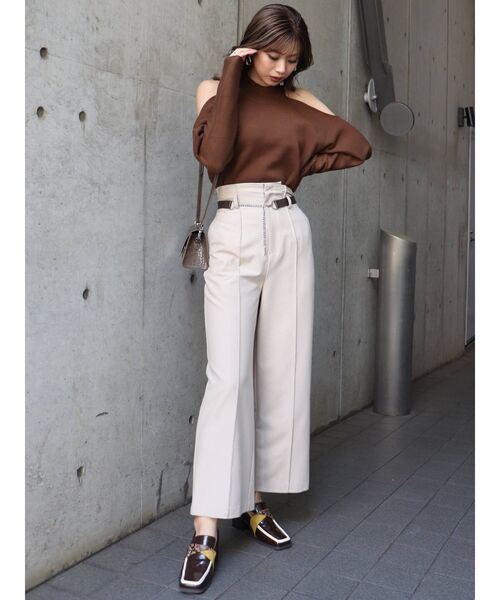 MURUA（ムルーア）の「ワンショルダーワイドパンツ（スラックス・レディース・ブラック/ブルー/アイボリー/モカ・1/2）」の21枚目の写真