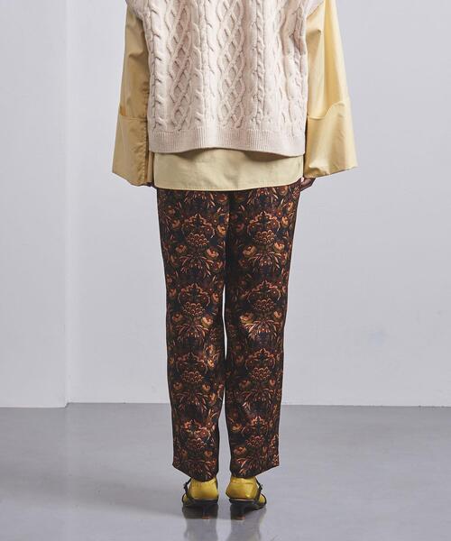 UNITED ARROWS（ユナイテッドアローズ）の「＜UNITED ARROWS＞フラワープリント イージーパンツ G（その他パンツ・レディース・ブラック/ネイビー・36/38）」の8枚目の写真
