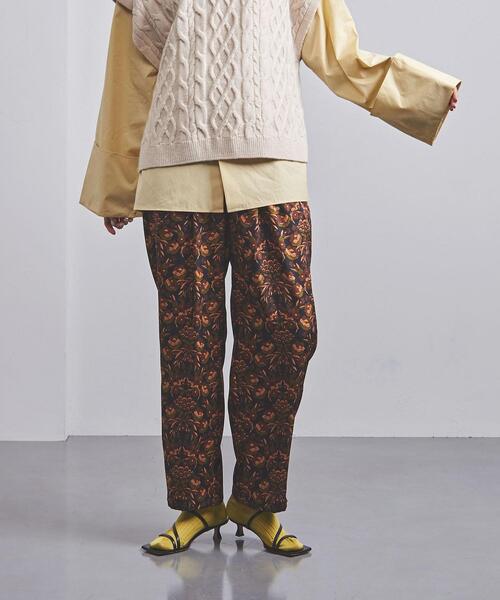 UNITED ARROWS（ユナイテッドアローズ）の「＜UNITED ARROWS＞フラワープリント イージーパンツ G（その他パンツ・レディース・ブラック/ネイビー・36/38）」の6枚目の写真