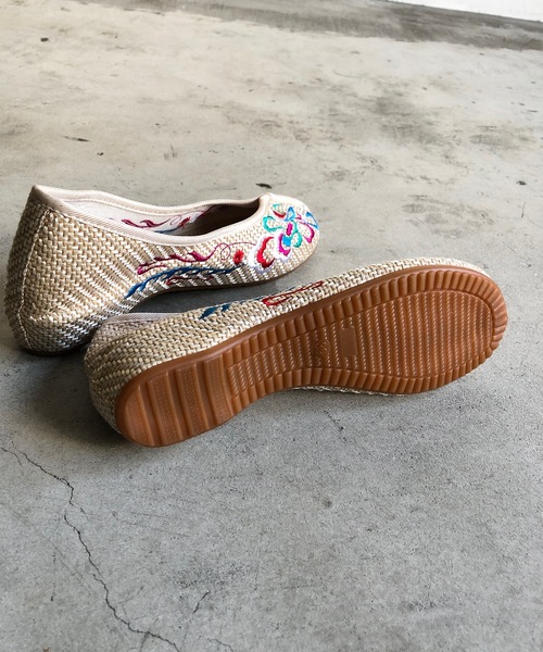 SPRUCE（スプルース）の「EM:刺繍 カンフーシューズ（バレエシューズ・レディース・ベージュ/グレー/レッド・39/38/36/37）」の16枚目の写真