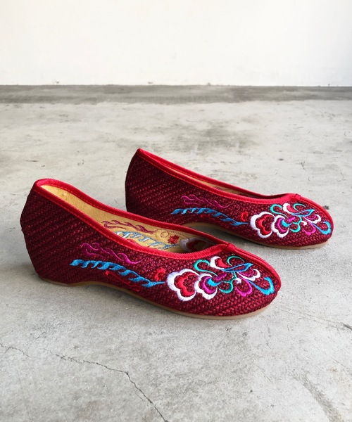 SPRUCE（スプルース）の「EM:刺繍 カンフーシューズ（バレエシューズ・レディース・ベージュ/グレー/レッド・39/38/36/37）」の18枚目の写真