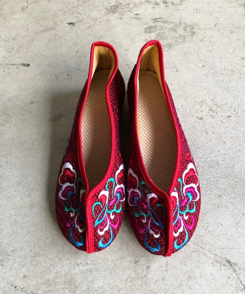 SPRUCE（スプルース）の「EM:刺繍 カンフーシューズ（バレエシューズ・レディース・ベージュ/グレー/レッド・39/38/36/37）」の19枚目の写真