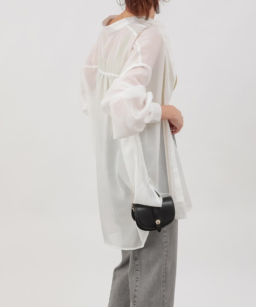 COLONY 2139（コロニートゥーワンスリーナイン）の「バンドカラーボリューム袖シアーシャツ（シャツ/ブラウス・レディース・ブラック/オフホワイト/グレイッシュベージュ・FREE）」の15枚目の写真