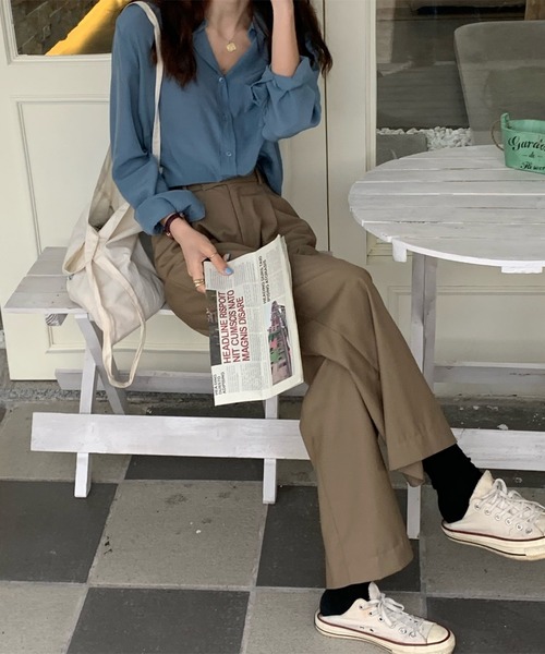 by muni:r（バイ ムニール）の「ロングなシルエットのピンタックスラックス（スラックス・レディース・ブラック/グレー/ベージュ/レッド/ブルー/オレンジ/ネイビー/ライトピンク・SMALL/MEDIUM）」の13枚目の写真