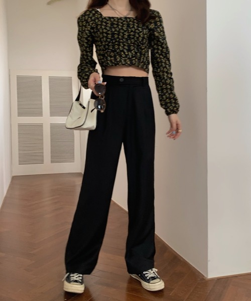 by muni:r（バイ ムニール）の「ロングなシルエットのピンタックスラックス（スラックス・レディース・ブラック/グレー/ベージュ/レッド/ブルー/オレンジ/ネイビー/ライトピンク・SMALL/MEDIUM）」の14枚目の写真