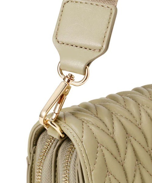 N.（N. Natural Beauty Basic）（エヌエヌナチュラルビューティーベーシック）の「◆ワイドベルトキルティングミニショルダーバッグ（ショルダーバッグ・レディース・ブラック/ナチュラル/ライトグリーン・ﾌﾘ-）」の12枚目の写真