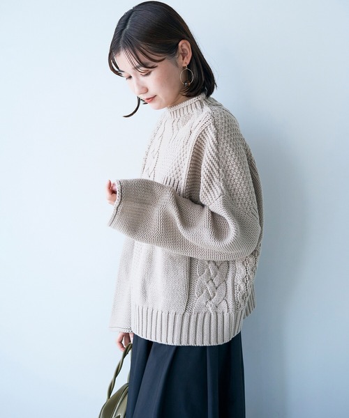haco!(ハコ)の「パッと着てキュン!あれもこれもかわいい柄をいろいろ組み合わせたとびきりかわいいケーブルニット(ニット/セーター・レディース・ブラウン/ベージュ/ブルー・X-LARGE/SMALL/LARGE/MEDIUM)」の10枚目の写真