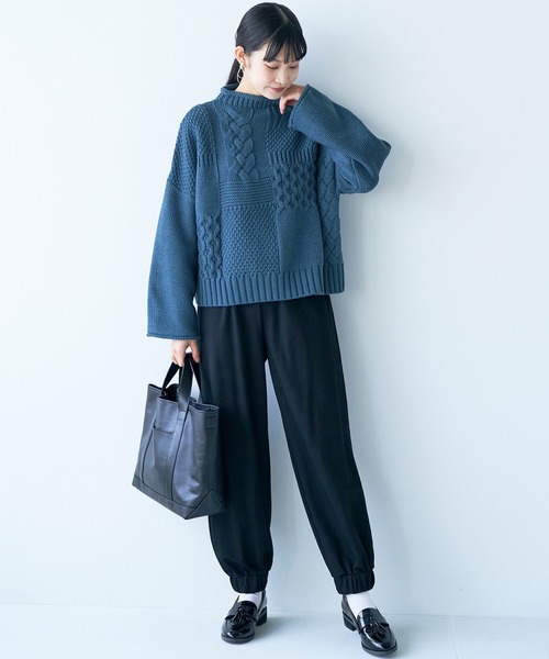 haco!(ハコ)の「パッと着てキュン!あれもこれもかわいい柄をいろいろ組み合わせたとびきりかわいいケーブルニット(ニット/セーター・レディース・ブラウン/ベージュ/ブルー・X-LARGE/SMALL/LARGE/MEDIUM)」の6枚目の写真