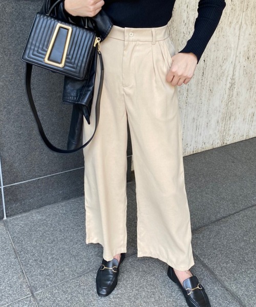 JUNOAH（ジュノア）の「フロントタックハイウエストストレートパンツ（その他パンツ・レディース・ブラック/ベージュ/モカ・X-LARGE/LARGE/MEDIUM）」の4枚目の写真