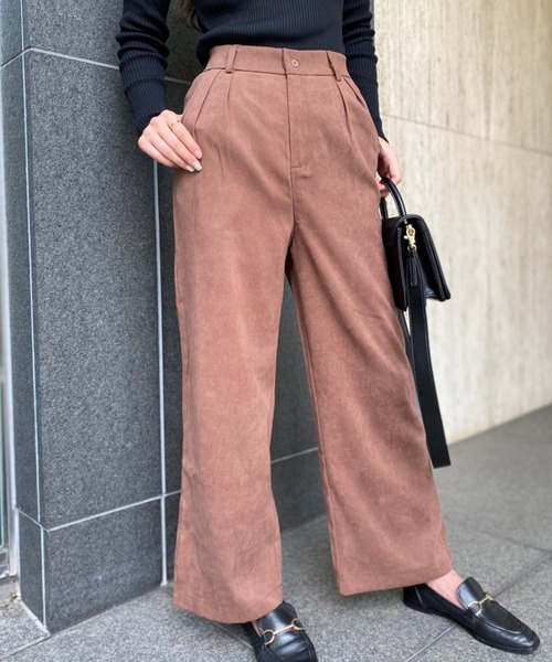 JUNOAH（ジュノア）の「フロントタックハイウエストストレートパンツ（その他パンツ・レディース・ブラック/ベージュ/モカ・X-LARGE/LARGE/MEDIUM）」の7枚目の写真