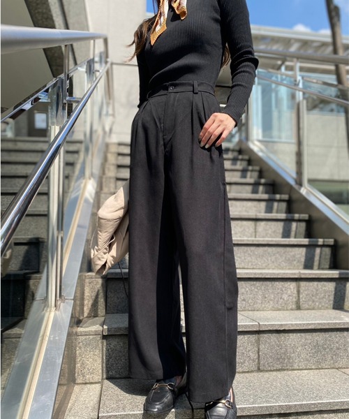 JUNOAH（ジュノア）の「フロントタックハイウエストストレートパンツ（その他パンツ・レディース・ブラック/ベージュ/モカ・X-LARGE/LARGE/MEDIUM）」の11枚目の写真