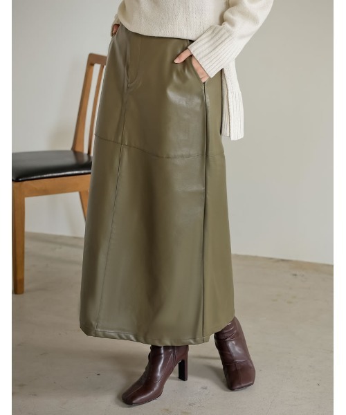 Re:EDIT（リエディ）の「エコレザーロングスカート（スカート・レディース・ブラック/ブラウン/アイボリー/カーキ・SHORT/MEDIUM/TALL/LARGE）」の4枚目の写真