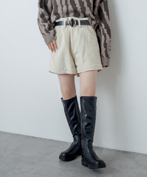 RASVOA(ラスボア)の「コーデュロイショートパンツ/ベルト付(その他パンツ・レディース・ブラック/オフホワイト/モカ・S/M)」の2枚目の写真