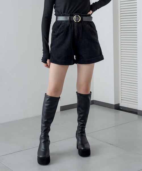RASVOA(ラスボア)の「コーデュロイショートパンツ/ベルト付(その他パンツ・レディース・ブラック/オフホワイト/モカ・S/M)」の3枚目の写真