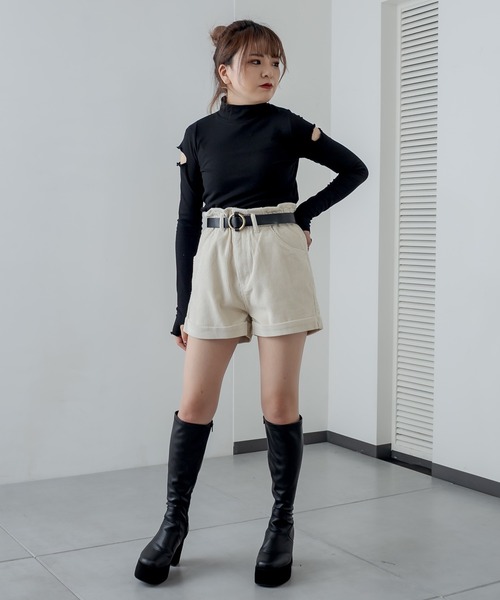 RASVOA(ラスボア)の「コーデュロイショートパンツ/ベルト付(その他パンツ・レディース・ブラック/オフホワイト/モカ・S/M)」の11枚目の写真