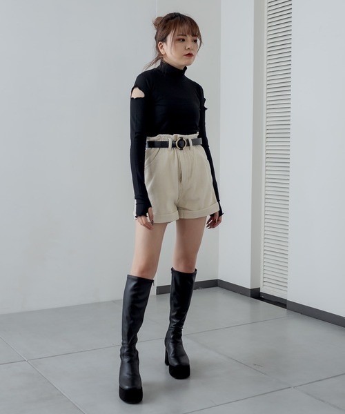 RASVOA(ラスボア)の「コーデュロイショートパンツ/ベルト付(その他パンツ・レディース・ブラック/オフホワイト/モカ・S/M)」の16枚目の写真