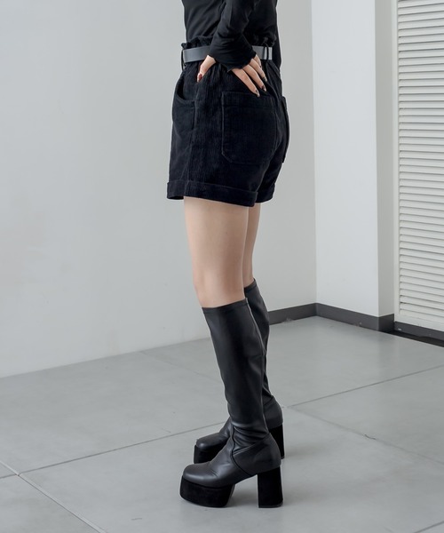 RASVOA(ラスボア)の「コーデュロイショートパンツ/ベルト付(その他パンツ・レディース・ブラック/オフホワイト/モカ・S/M)」の15枚目の写真