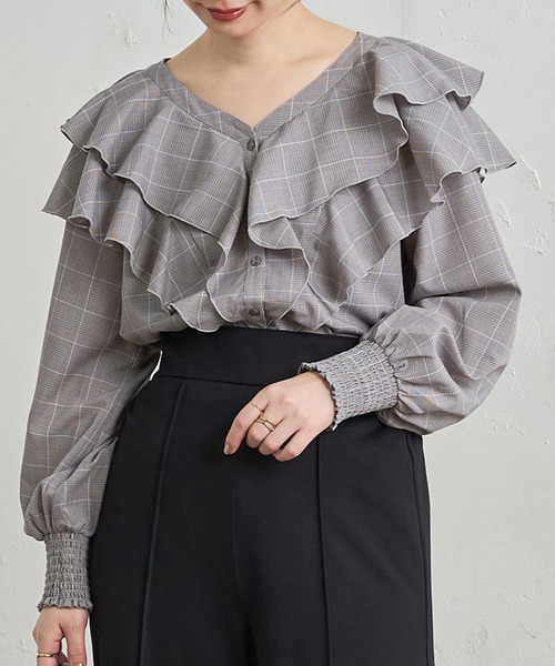 natural couture（ナチュラルクチュール）の「【WEB限定】おしゃれラッフルデザインブラウス（シャツ/ブラウス・レディース・その他2/モカ/オフホワイト/その他1/ブラック・FREE）」の5枚目の写真