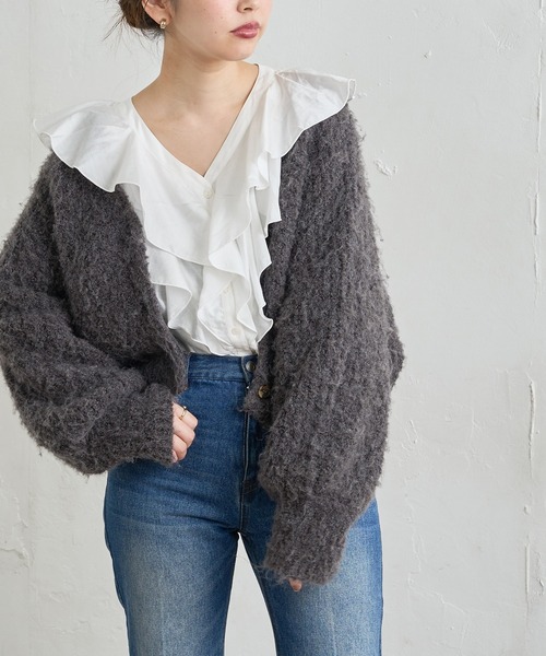 natural couture（ナチュラルクチュール）の「【WEB限定】おしゃれラッフルデザインブラウス（シャツ/ブラウス・レディース・その他2/モカ/オフホワイト/その他1/ブラック・FREE）」の2枚目の写真