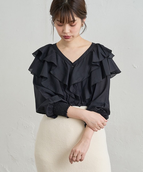 natural couture（ナチュラルクチュール）の「【WEB限定】おしゃれラッフルデザインブラウス（シャツ/ブラウス・レディース・その他2/モカ/オフホワイト/その他1/ブラック・FREE）」の6枚目の写真