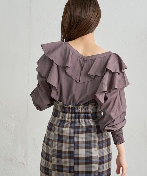 natural couture（ナチュラルクチュール）の「【WEB限定】おしゃれラッフルデザインブラウス（シャツ/ブラウス・レディース・その他2/モカ/オフホワイト/その他1/ブラック・FREE）」の15枚目の写真