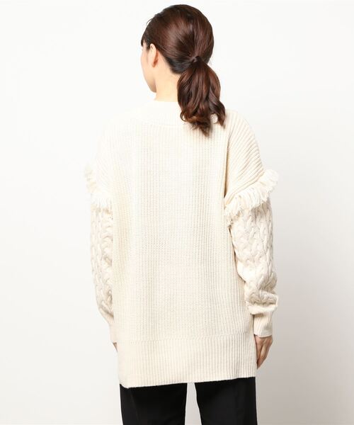 FLEUR DE KALINA（フレールドゥカリーナ）の「【FLEUR DE KALINA/ﾌﾚｰﾙ ﾄﾞｩ ｶﾘｰﾅ】 ｹｰﾌﾞﾙ切替ﾌﾘﾝｼﾞｱｰﾑﾆｯﾄﾌﾟﾙｵｰﾊﾞｰ（ニット/セーター・レディース・ホワイト/グリーン/ブラック・FREE）」の5枚目の写真