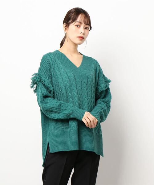 FLEUR DE KALINA（フレールドゥカリーナ）の「【FLEUR DE KALINA/ﾌﾚｰﾙ ﾄﾞｩ ｶﾘｰﾅ】 ｹｰﾌﾞﾙ切替ﾌﾘﾝｼﾞｱｰﾑﾆｯﾄﾌﾟﾙｵｰﾊﾞｰ（ニット/セーター・レディース・ホワイト/グリーン/ブラック・FREE）」の6枚目の写真