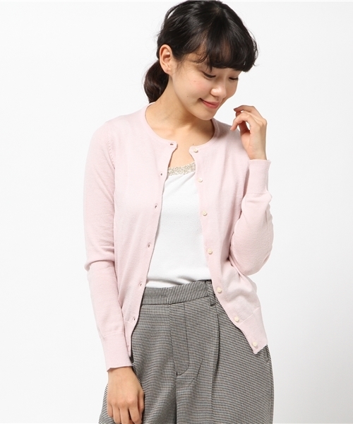 B:MING by BEAMS(ビーミングバイビームス)の「□ビーミング by ビームス / BASICクルーカーディガン(カーディガン/ボレロ・レディース・ベージュ/ホワイト/ライトグレー/ブラック/レッド/レッド系その他/サックスブルー/ブルー・MEDIUM/SMALL/LARGE)」の8枚目の写真