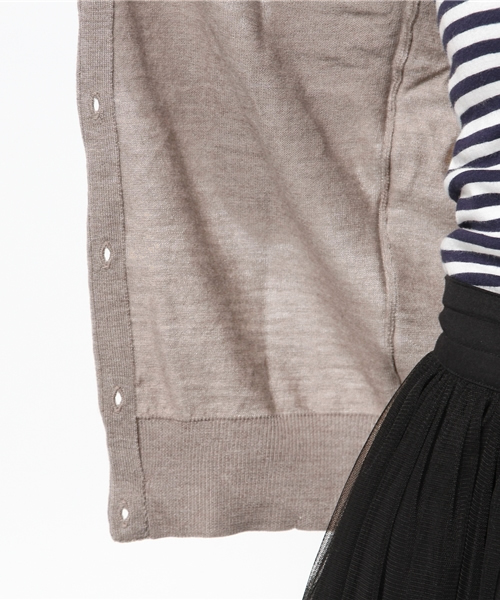 B:MING by BEAMS(ビーミングバイビームス)の「□ビーミング by ビームス / BASICクルーカーディガン(カーディガン/ボレロ・レディース・ベージュ/ホワイト/ライトグレー/ブラック/レッド/レッド系その他/サックスブルー/ブルー・MEDIUM/SMALL/LARGE)」の16枚目の写真