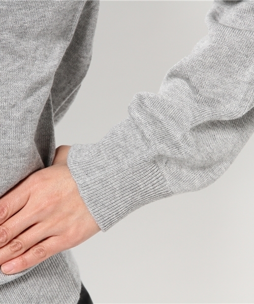 DISCOAT(ディスコート)の「【Discoat】肩フリルプルオーバー(ニット/セーター・レディース・ネイビー/グレー・フリ-)」の4枚目の写真