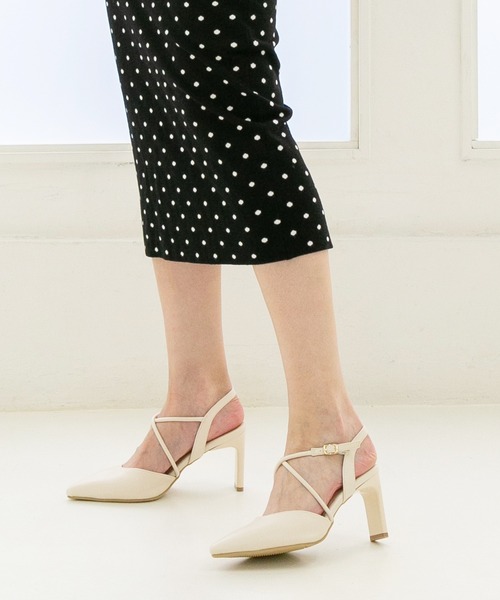 attagirl（アタガール）の「変形ヒールポインテッドトゥストラップパンプス（パンプス・レディース・ブラック/アイボリー/パイソン/ブラック系その他/シルバー系その他・S/LL/M/L）」の6枚目の写真