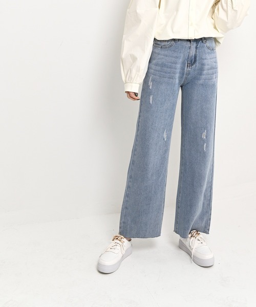 me+em select(ミームセレクト)の「ダメージデニムパンツ(デニムパンツ・レディース・ライトブルー/インディゴブルー・SMALL/MEDIUM/LARGE)」の5枚目の写真