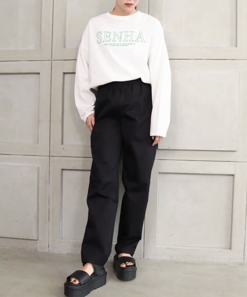 moment+（モーメントプラス）の「T/Cツイル ウエストゴムギャザー カラーイージーパンツ（その他パンツ・レディース・ブラック/レッド/オフホワイト/オレンジ/ブルー/グリーン/グレイッシュベージュ・M）」の15枚目の写真