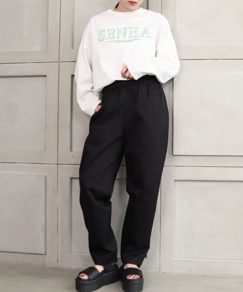 moment+（モーメントプラス）の「T/Cツイル ウエストゴムギャザー カラーイージーパンツ（その他パンツ・レディース・ブラック/レッド/オフホワイト/オレンジ/ブルー/グリーン/グレイッシュベージュ・M）」の21枚目の写真