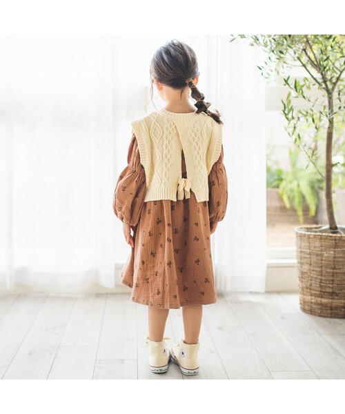 apres les cours(アプレレクール)の「WEB限定 ベスト付き総柄ワンピース(ワンピース・キッズ・オレンジ/ミント・80/140/100/90/110/130/120)」の14枚目の写真