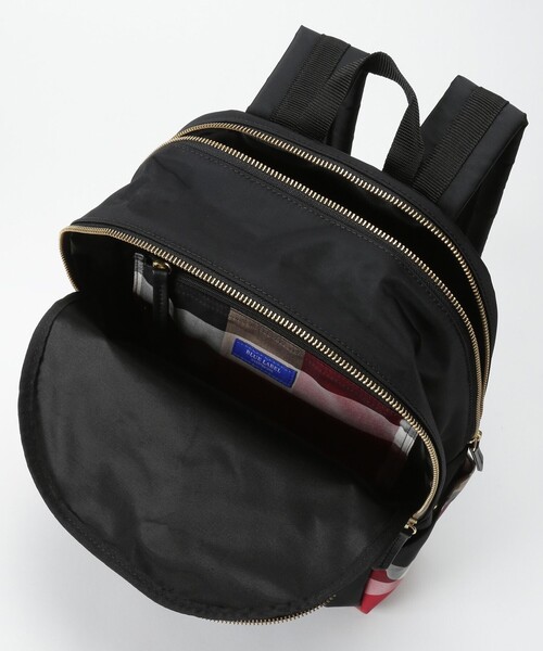 BLUE LABEL CRESTBRIDGE(ブルーレーベルクレストブリッジ)の「パーシャルCBナイロンバックパック(バックパック/リュック・レディース・ブラック/ダークネイビー・FREE)」の5枚目の写真