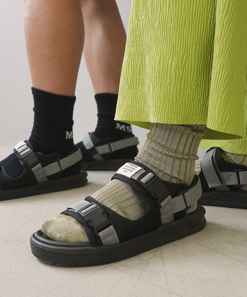 c.u.l（シーユーエル）の「【c.u.l】ユニセックス スポーツサンダル 2本ベルクロサンダル culs15（サンダル・レディース・ホワイト/ブラック/ブラック×グレー・40/37/39/38/42/44/43/36/41）」の3枚目の写真