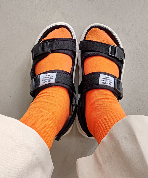 c.u.l（シーユーエル）の「【c.u.l】ユニセックス スポーツサンダル 2本ベルクロサンダル culs15（サンダル・レディース・ホワイト/ブラック/ブラック×グレー・40/37/39/38/42/44/43/36/41）」の17枚目の写真