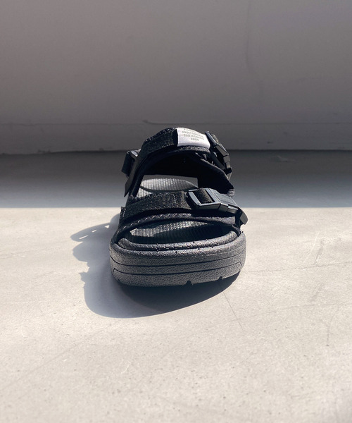 c.u.l（シーユーエル）の「【c.u.l】ユニセックス スポーツサンダル 2本ベルクロサンダル culs15（サンダル・レディース・ホワイト/ブラック/ブラック×グレー・40/37/39/38/42/44/43/36/41）」の5枚目の写真